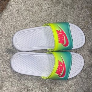 nike slides